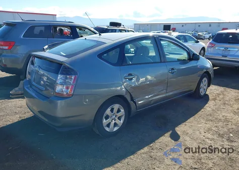 2004 Toyota Prius z USA, uszkodzony, nr VIN JTDKB20U740091601